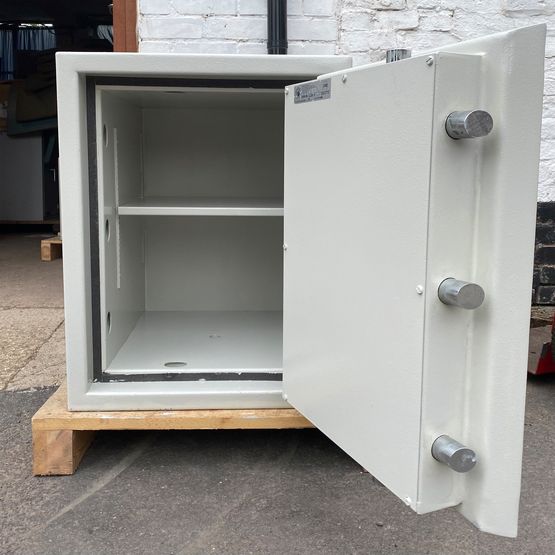 Dudley Safes Refurbished Dudley Europa Grade 0 - Size 3