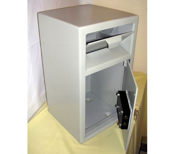 Safeguard Devices Daysafe Cash Deposit - D240
